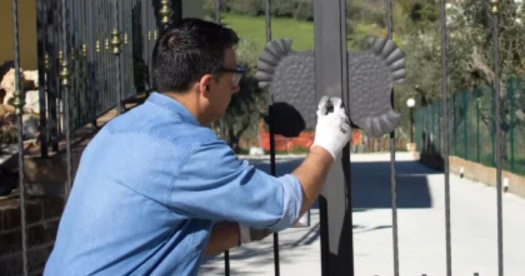 swing gate repair in Sacramento,CA